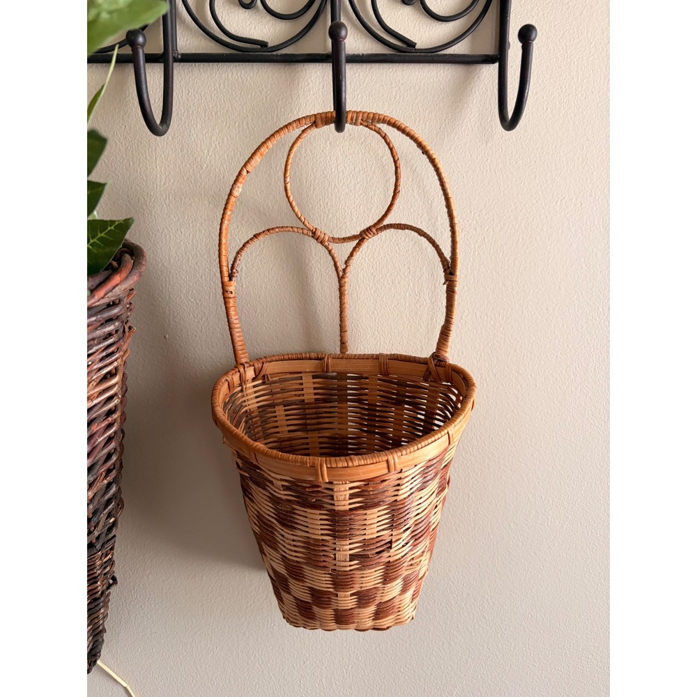 Vintage Wicker Wall Basket – Hanging Woven Basket